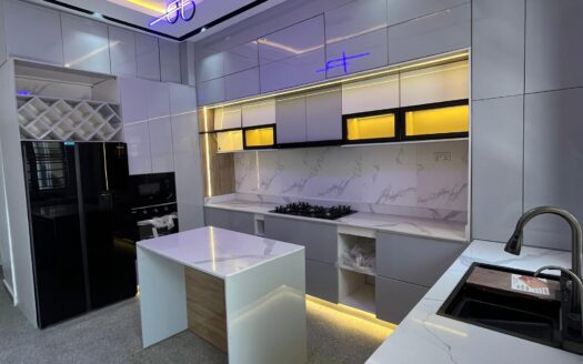 5 bedroom Fully Detached Duplex, Chevron