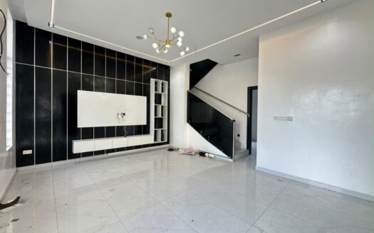 4 BEDROOM SEMI DETACHED DUPLEX