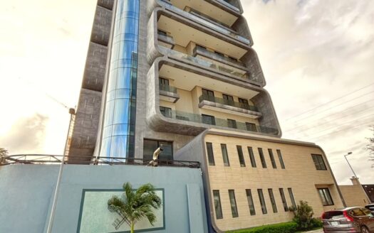 4 BEDROOM MAISONETTE WITH 2 BQ