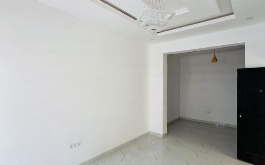 3 Bedroom Terrace Duplex with Bq