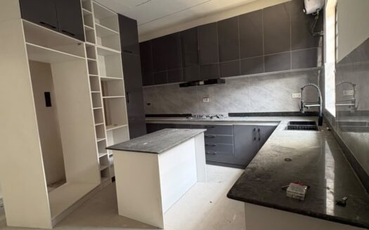 4 Bedroom Terrace Duplex
