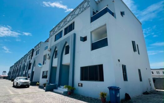4 BEDROOM TERRACE DUPLEX WITH BQ