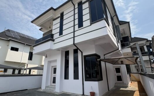 4 Bedroom Fully Detached Duplex with Bq